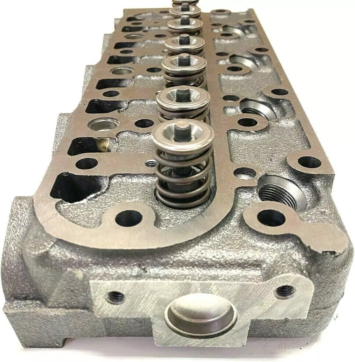Complete Cylinder Head w/ Valves for Kubota B3000HSDCC