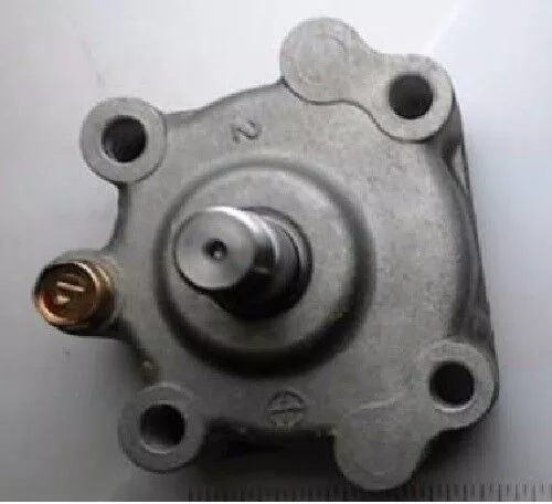 Kubota Z750 Engine Oil pump